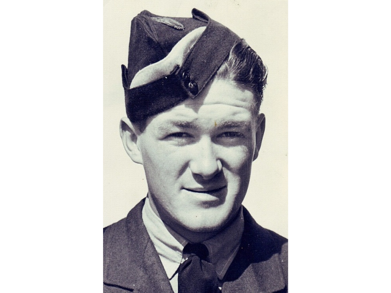 Flight Sergeant Keith McRae Smith RAAF, 226 SQUADRON RAF
